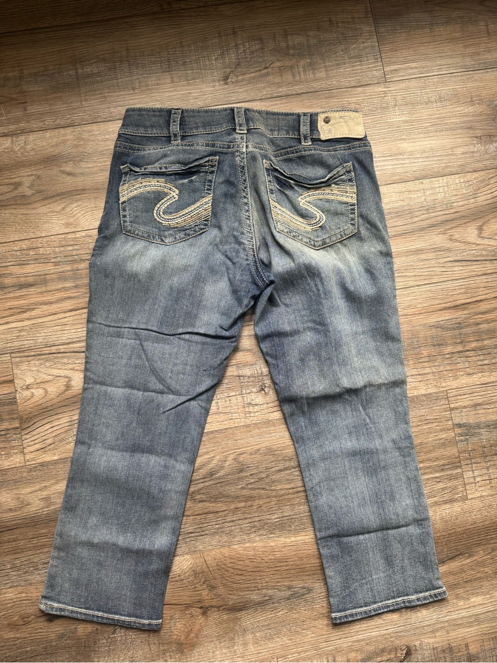 Silver Jeans Women's Cropped Blue Washed Denim Ankle Jeans